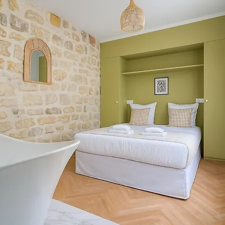 Design Loft For 6 Guests In Sentier Parigi