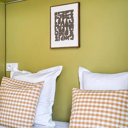 Design Loft For 6 Guests In Sentier Parigi